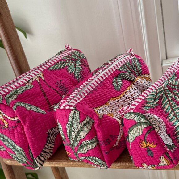 handmade Handbags - BRAND NEW Set Of 3 Quilted Cotton Wash Bag | Waterproof Toiletry Pouch bag
